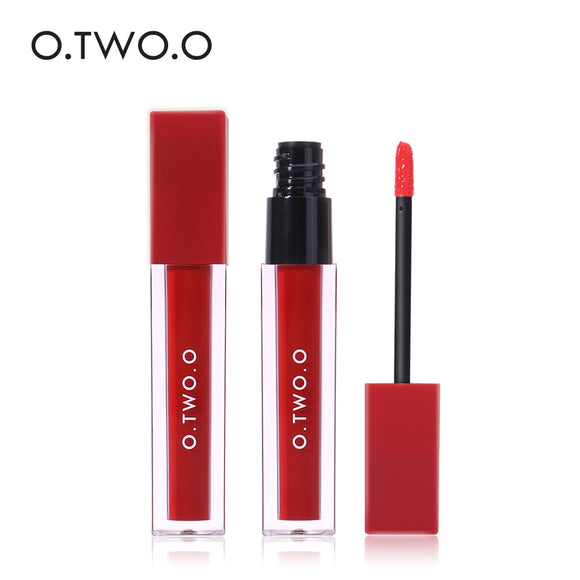 O.TWO.O Long lasting Lipsticks